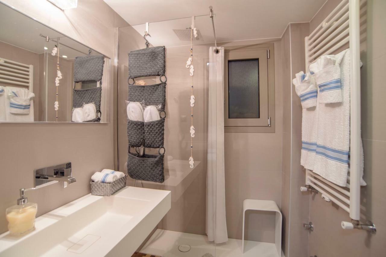 Eftopia Beachfront 2-Bedrooms Apartment Kokkari Esterno foto
